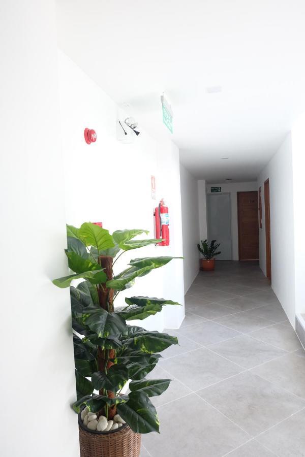 B3 House Hotell Kamala Beach Exteriör bild